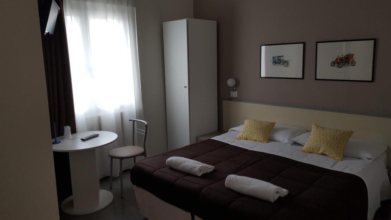 Hotel Arianna Iseo Exterior foto